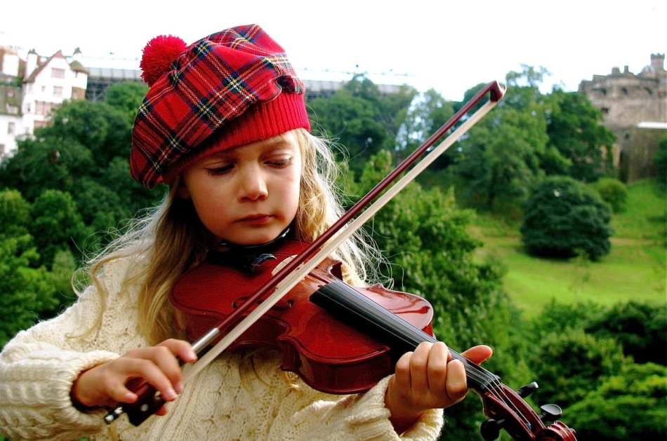 Музыка для детей от 3 месяцев: Музыка для детей — слушать онлайн бесплатно