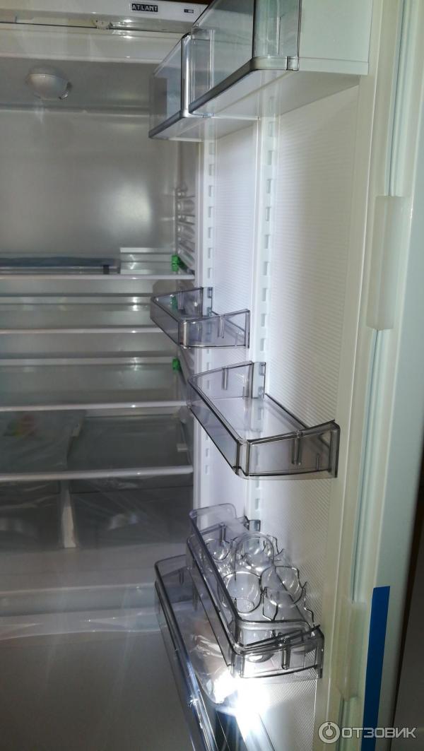 Иней на задней стенке холодильника: Почему намерзает задняя стенка холодильника и образуется лед? - Статьи