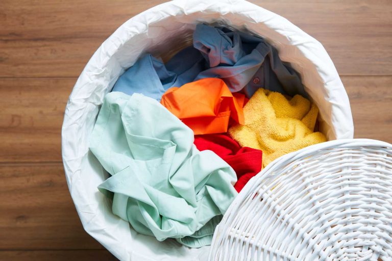 Как правильно стирать постельное белье вручную: Как правильно стирать постельное белье: основные рекомендации