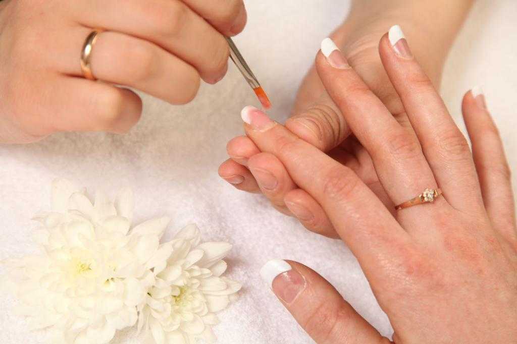Уход нарощенные ногти: Правила ухода за нарощенными ногтями – рецепты и рекомендации