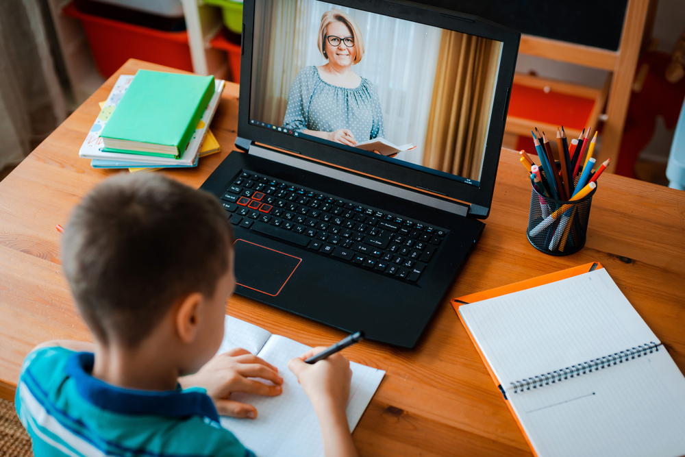 Занятия онлайн с детьми: развивающие занятия для детей онлайн