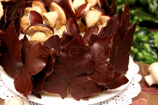 Листья из шоколада: Шоколадные листья — украшение для торта своими руками с фото