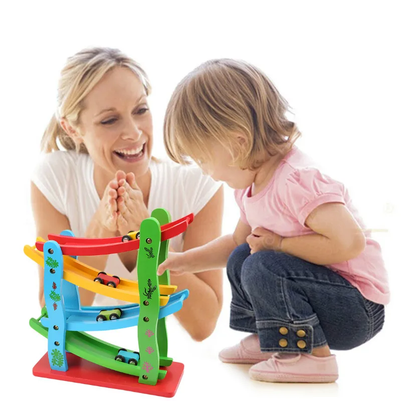 Игрушки для детей безопасные: что не нужно покупать ребенку, список опасных предметов и наборов, правила безопасности