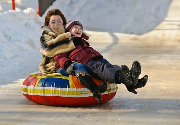 Дети на санках: ᐈ Ребенок на санках фото, рисунки дети на санках