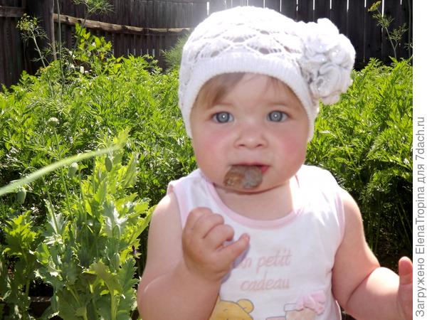 Бабушкина помощница !