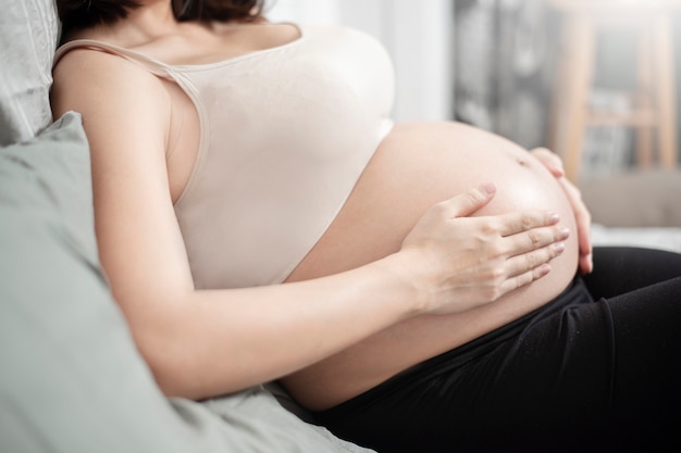 Грудь женщины беременной фото: Картинки d0 b1 d0 b5 d1 80 d0 b5 d0 bc d0 b5 d0 bd d0 bd d0 b0 d1 8f d1 81 d0 b3 d1 80 d1 83 d0 b4 d1 8c d1 8e, Стоковые Фотографии и Роялти-Фри Изображения d0 b1 d0 b5 d1 80 d0 b5 d0 bc d0 b5 d0 bd d0 bd d0 b0 d1 8f d1 81 d0 b3 d1 80 d1 83 d0 b4 d1 8c d1 8e