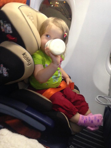 Как провозить в самолете детскую коляску: Как перевезти в самолете детскую коляску? – Справочный центр S7 Airlines