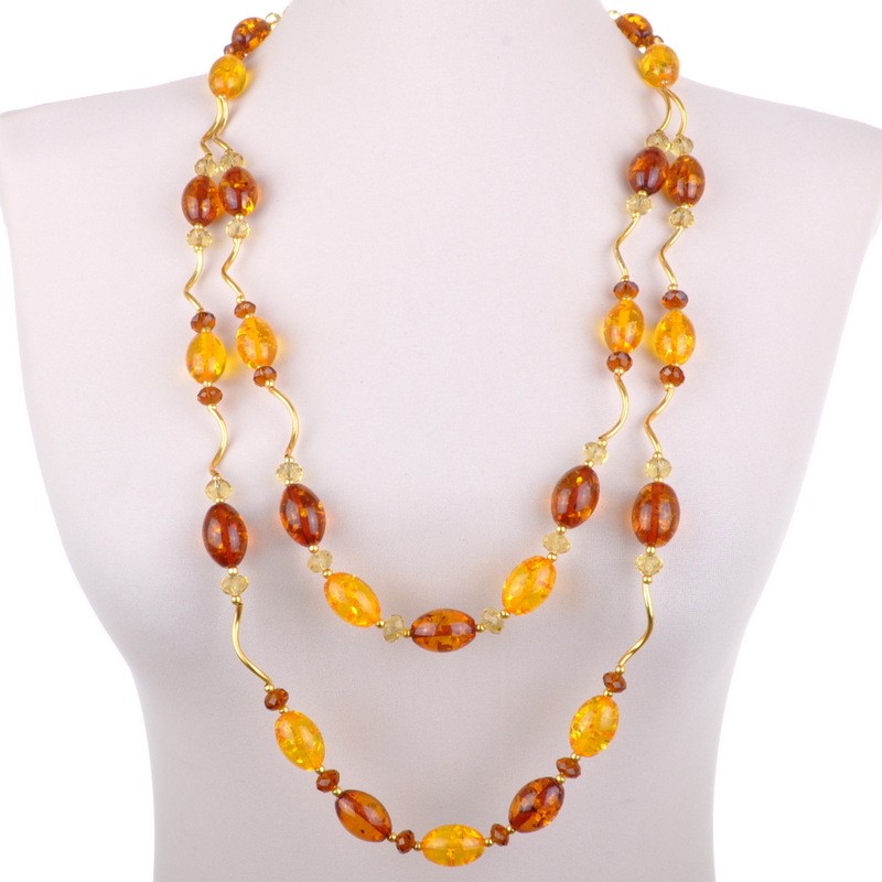 Янтарные бусы с чем носить фото: с чем носить модели из необработанного и натурального янтаря, медового и вишневого, зеленого и красного
