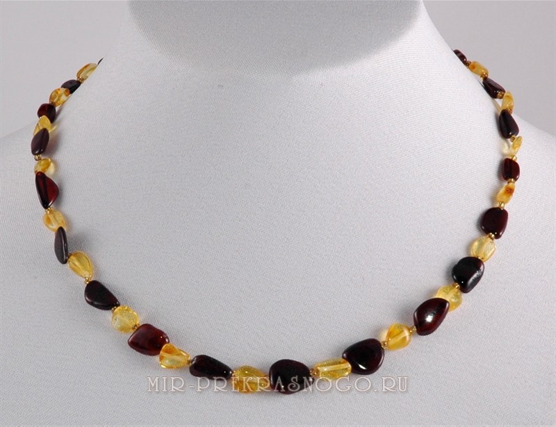 Янтарные бусы с чем носить фото: с чем носить модели из необработанного и натурального янтаря, медового и вишневого, зеленого и красного