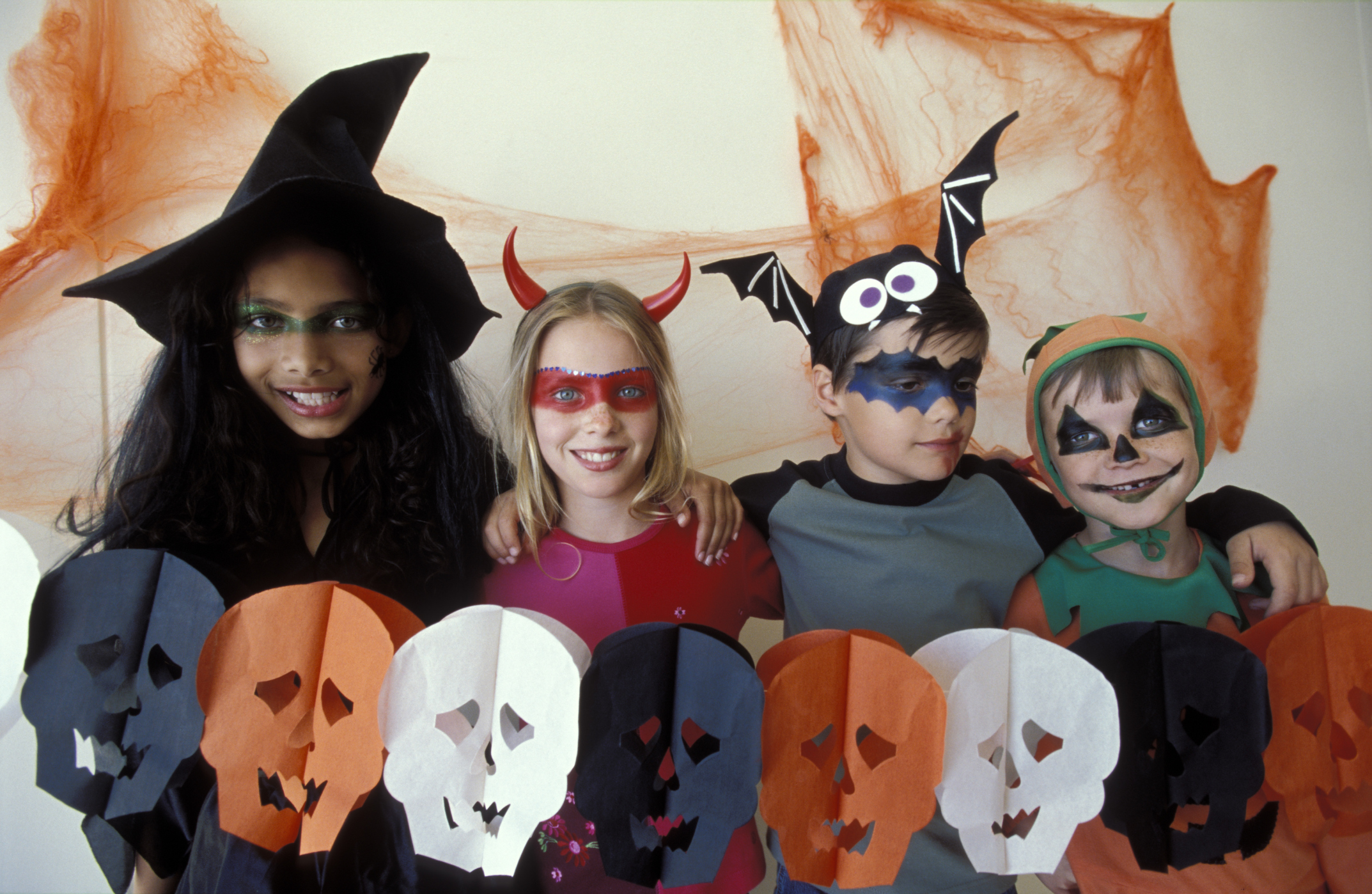 Конкурсы для хэллоуина для подростков: Праздник Хэллоуин в Школе (Идеи, Как Провести)