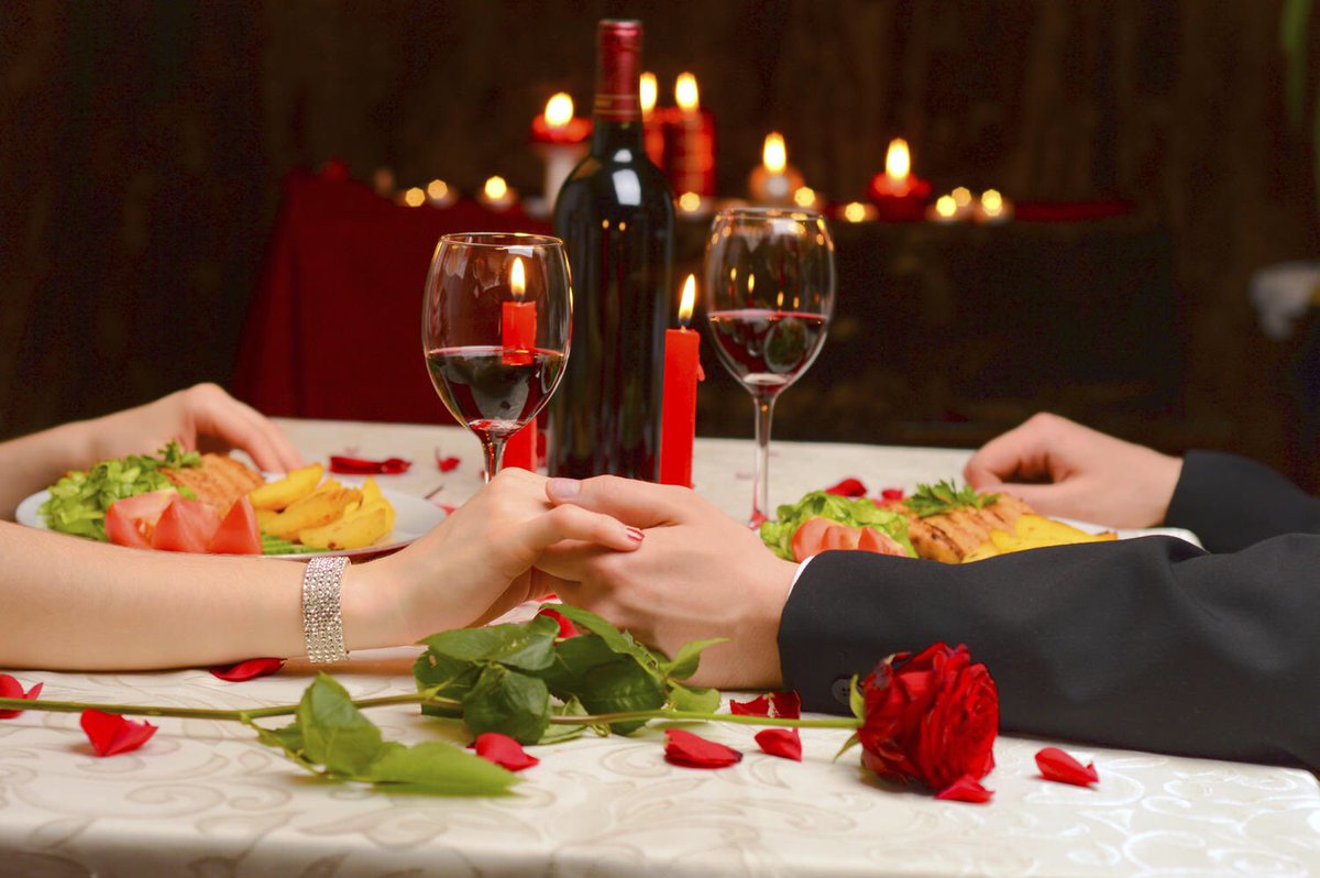 Романтика для девушки дома: Как устроить романтический вечер для девушки