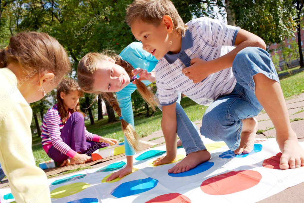 Детские несложные игры: Простые игры для маленьких девочек и мальчиков