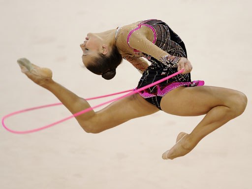 Гимнастика художественная польза: Польза занятий художественной гимнастикой.