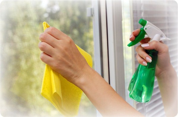 Как помыть окна с глицерином: советы и рекомендации по чистке стекол без разводов и полос
