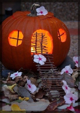 Осенние поделки из тыквы домик: Миниатюрная композиция Домик из тыквы+Видео