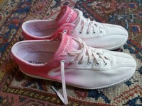 Кроссовки покрасить: Покраска кожаных кроссовок в домашних условиях