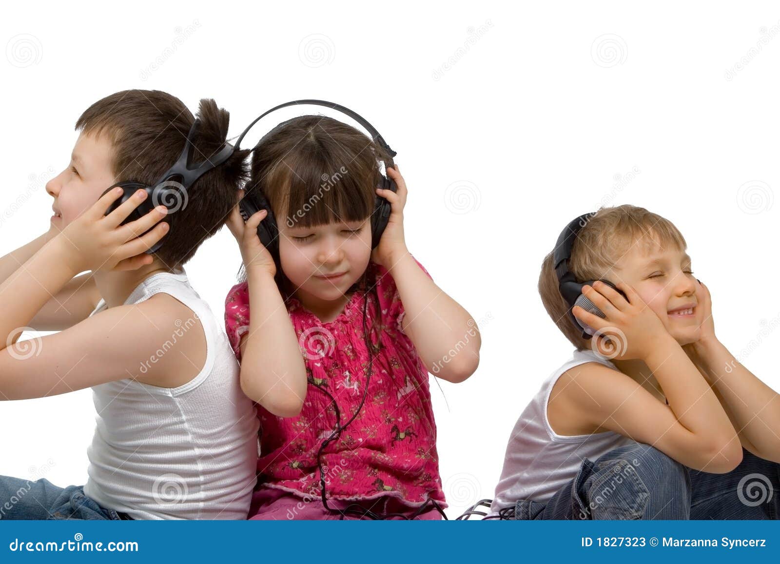 Детскую музыку послушать: Коллекция детских песен. Песенки онлайн