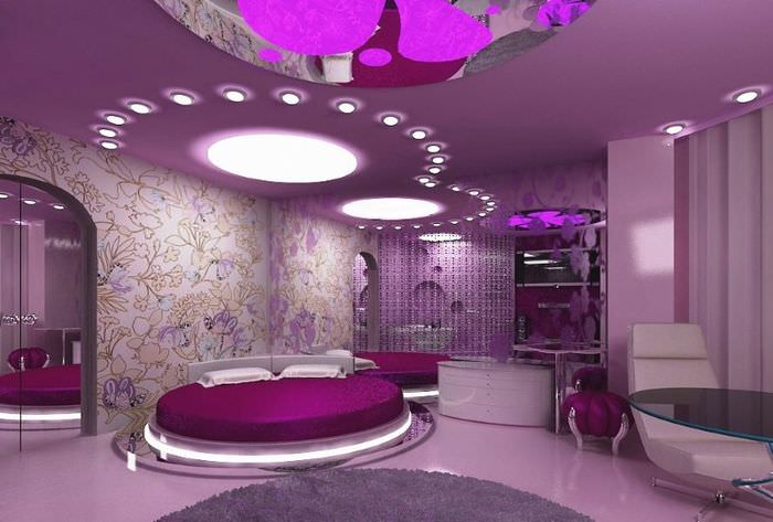 Интерьер спальни в космическом стиле в фиолетовых оттенках
