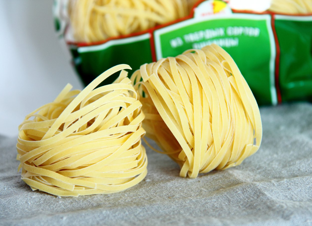 Как приготовить длинные макароны: Как правильно варить спагетти и сколько по времени?
