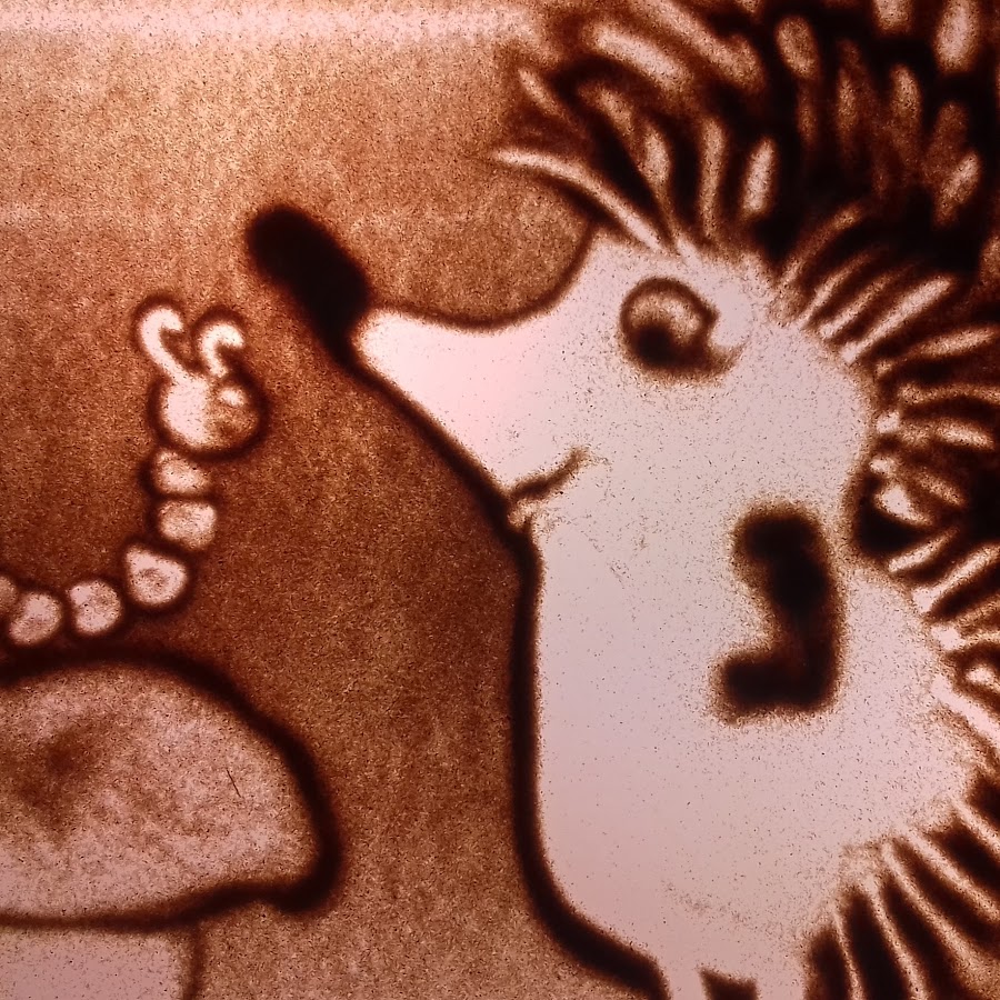 Песочное рисование на световых столах: Польза рисования песком на световых столах для детей